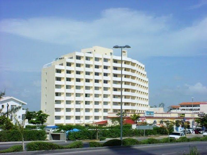 Hotel Calypso Κανκούν Εξωτερικό φωτογραφία