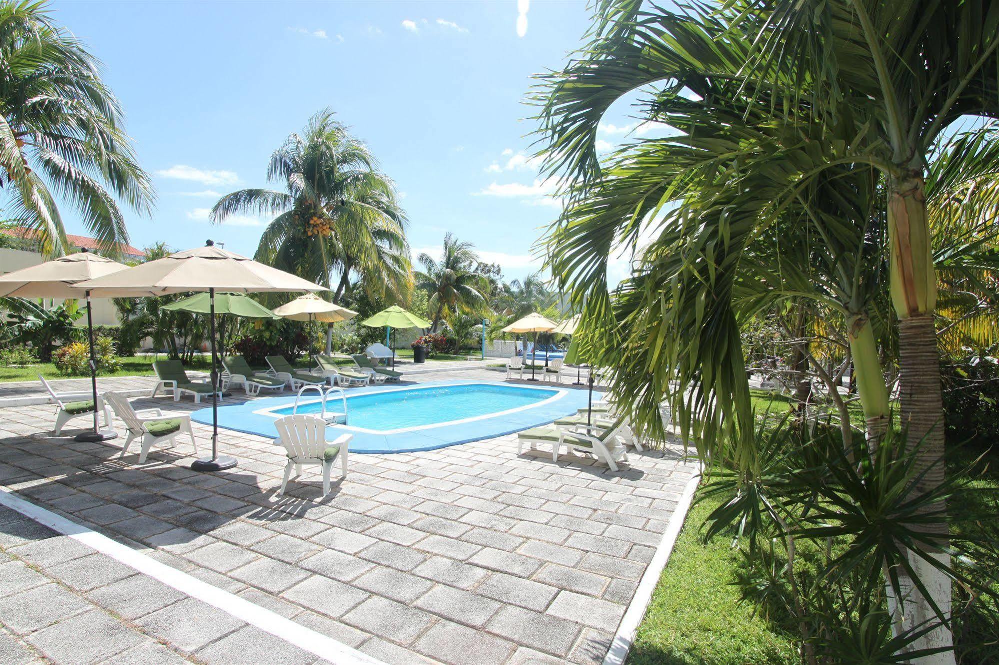 Hotel Calypso Κανκούν Εξωτερικό φωτογραφία
