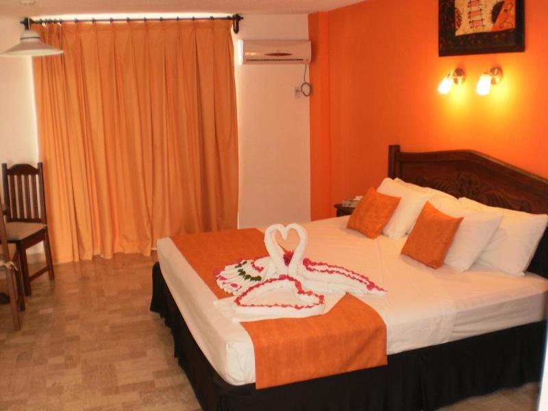 Hotel Calypso Κανκούν Εξωτερικό φωτογραφία